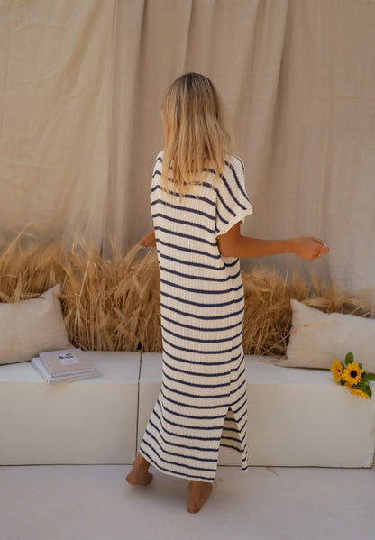 Sophia | Stribet strikket kjole